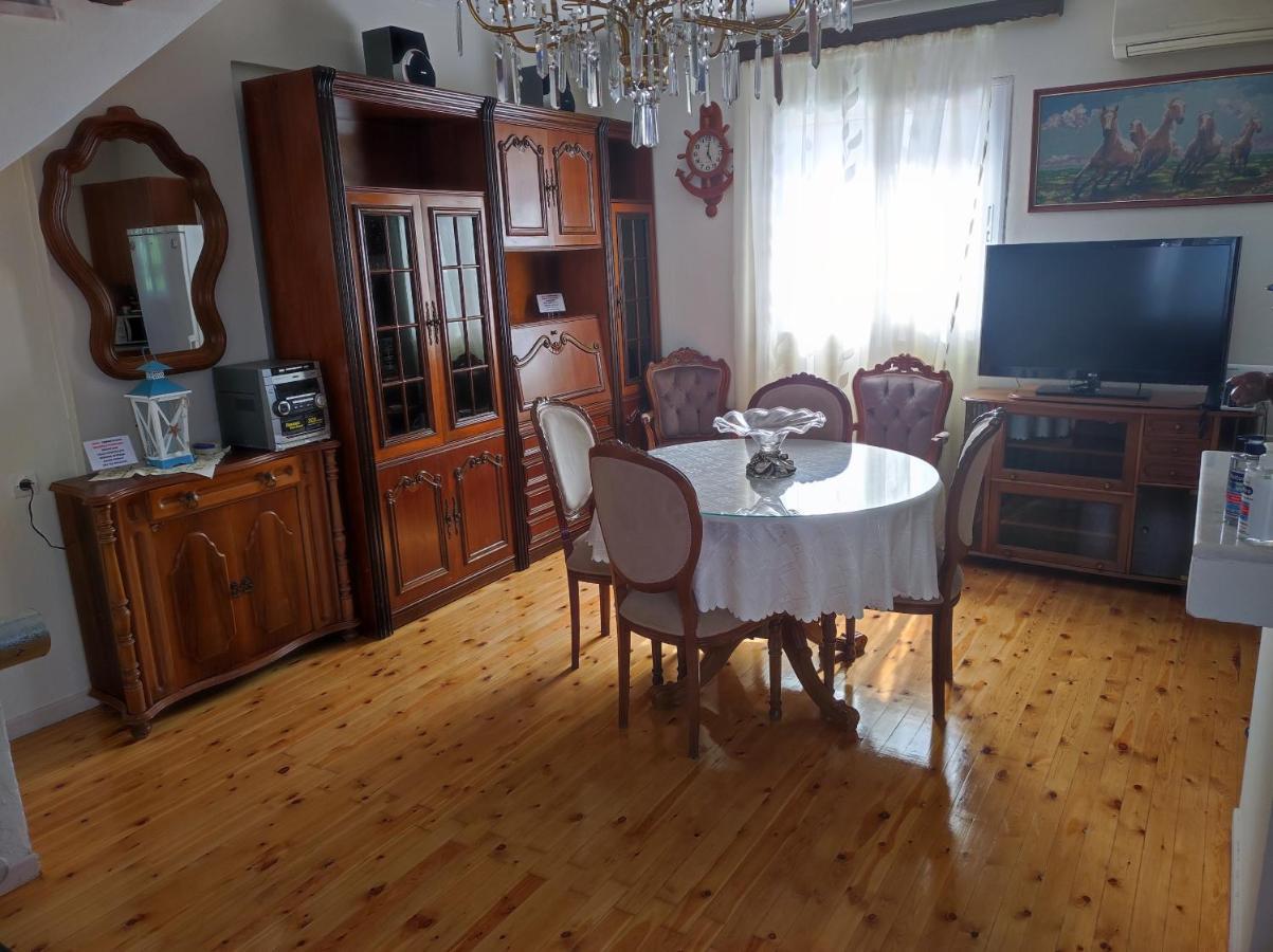 Villa Hospitality Nikiana Ngoại thất bức ảnh